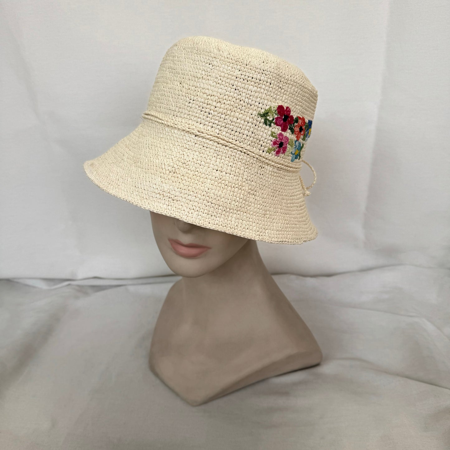 Bucket: Natural (177)