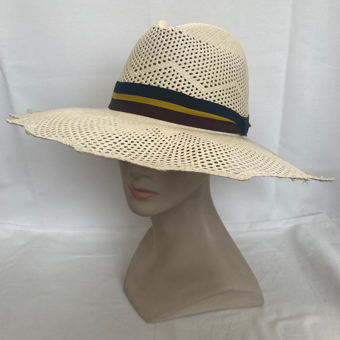 Manaba Natural (126ca) K. Dorfzaun